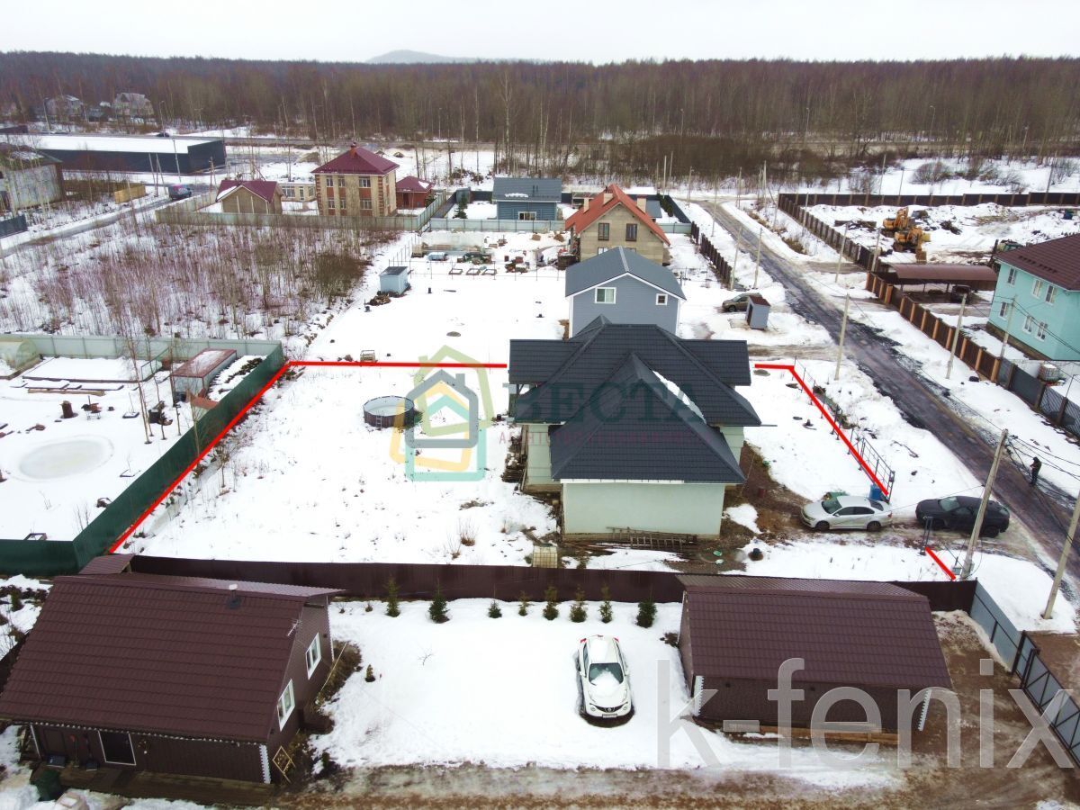дом 240 метров, участок 12 сот